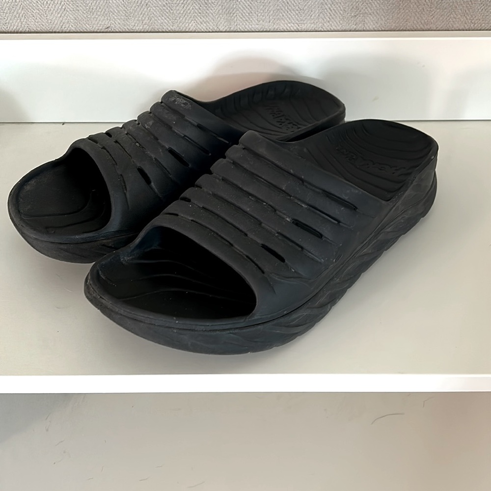 Hoka Recovery Slides